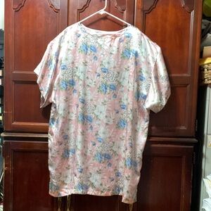 Intimate Pleasures Vintage plus size 26/28 Floral Pink and Blue sleep top